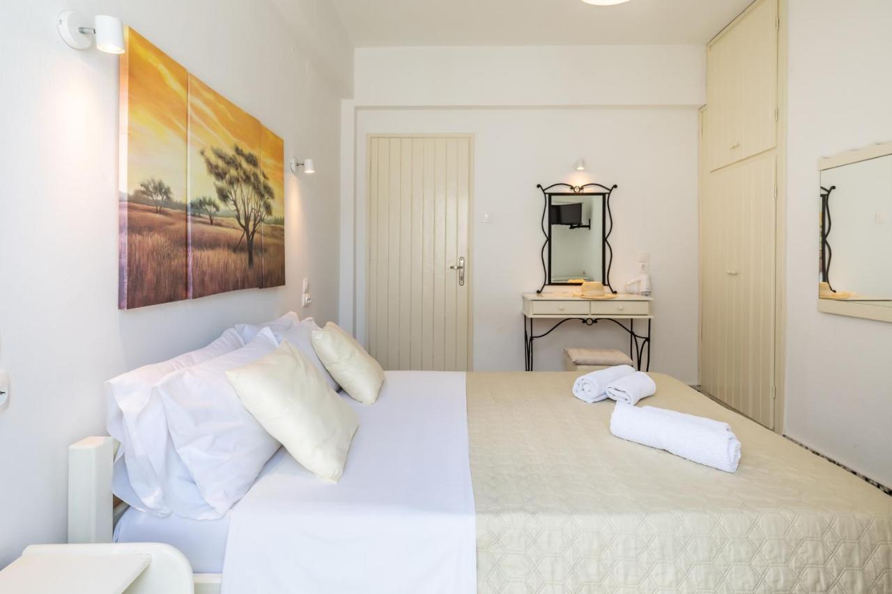Marialena Rooms Skopelos Town Exterior photo